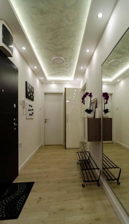 Apartman Mdb Lux Subotica Exteriör bild