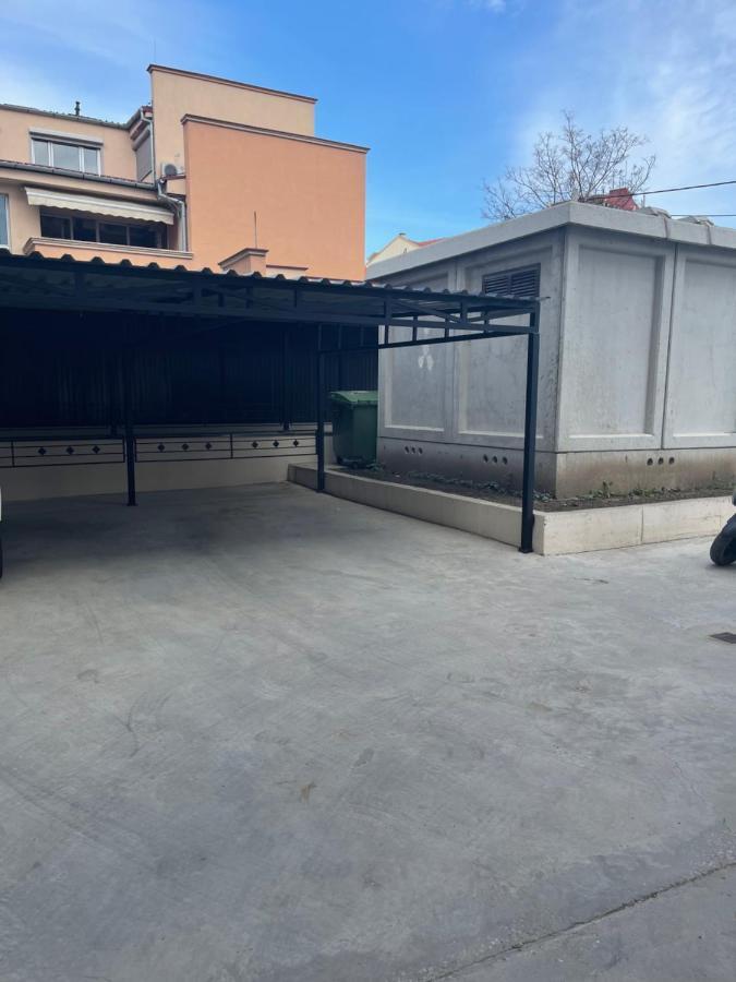 Apartman Mdb Lux Subotica Exteriör bild